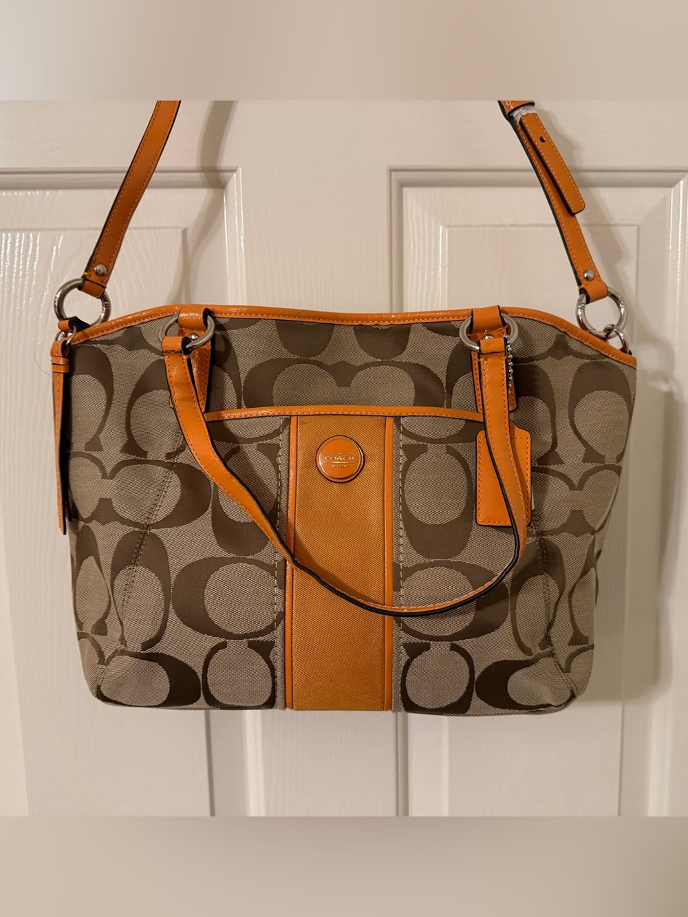 NWT Coach Signature Stripe Pocket Tote in Khaki and Orange Spice - Picture 2 of 9